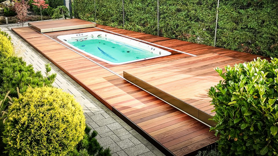 Typ B begehbare poolüberdachung fúr swimspa oder jacuzzi